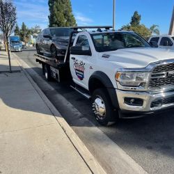 E C TOWING & AUTO REPAIR ico