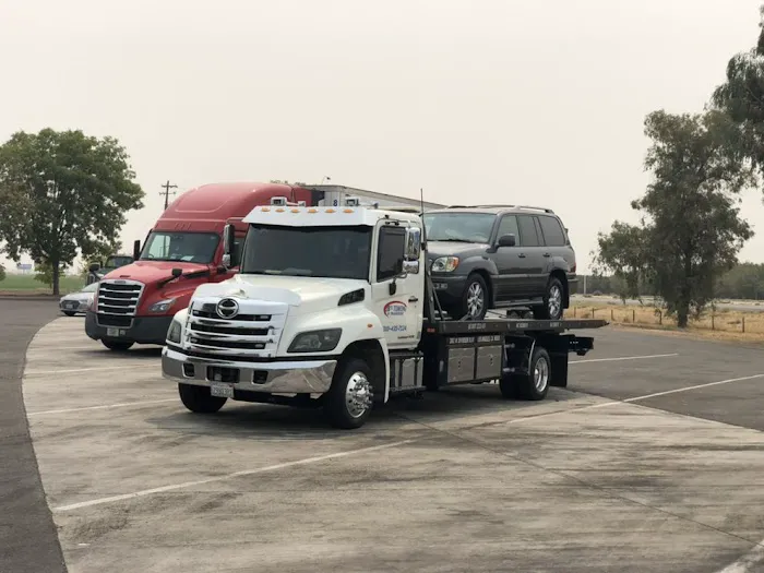 Jb's Towing and Transport & servicio De grua 9