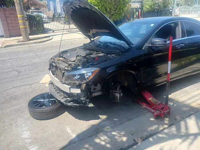 Rise and Shine Auto Body Services 7