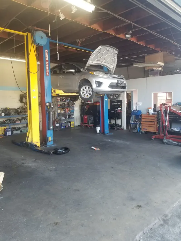 Dan's Auto Services 2