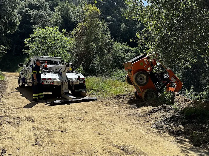 Best One Towing 8
