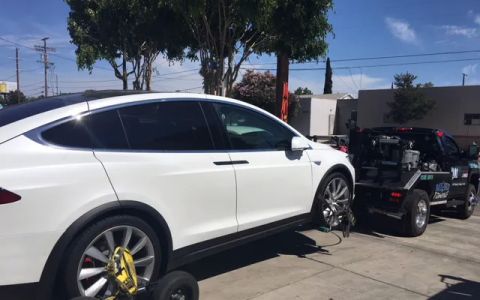 day and night towing service