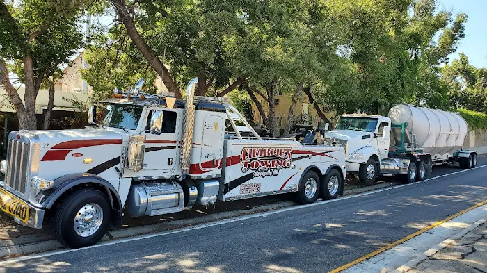 Charlie's 24hr Towing & Heavy Duty 3