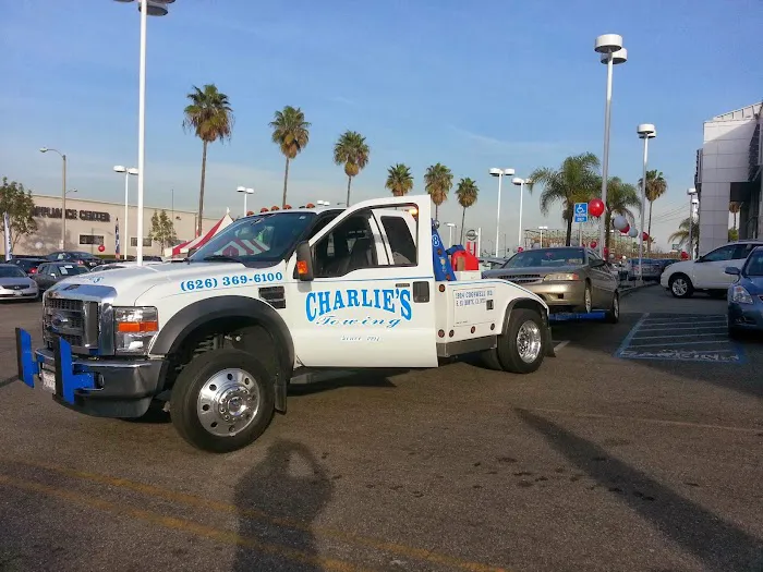 Charlie's 24hr Towing & Heavy Duty 1