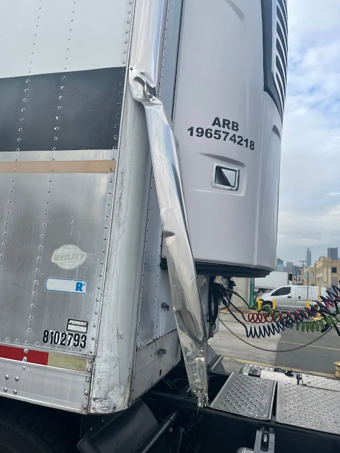 Mechanic's Trailer & Lift Gate Repair Inc 7