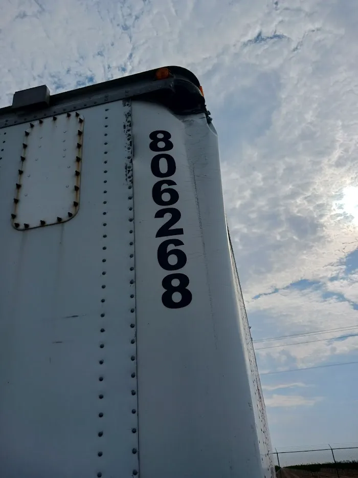 Mechanic's Trailer & Lift Gate Repair Inc 6