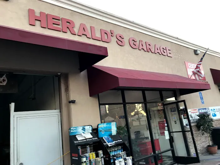 Heralds Garage Brake and lamp & smog check station 3