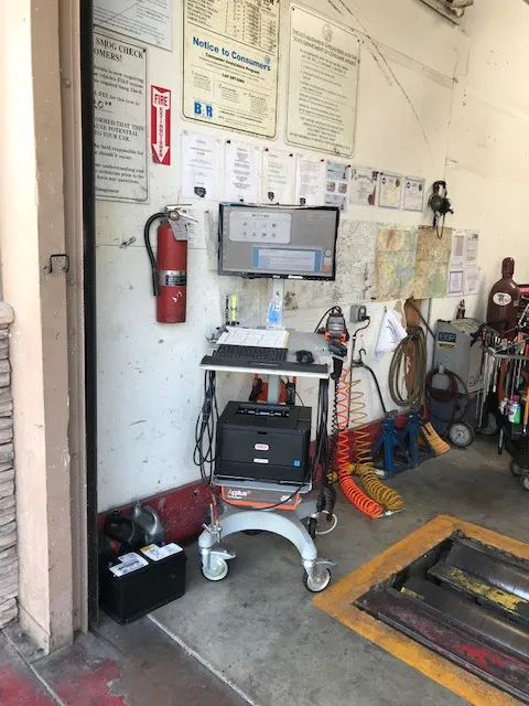 Heralds Garage Brake and lamp & smog check station 5