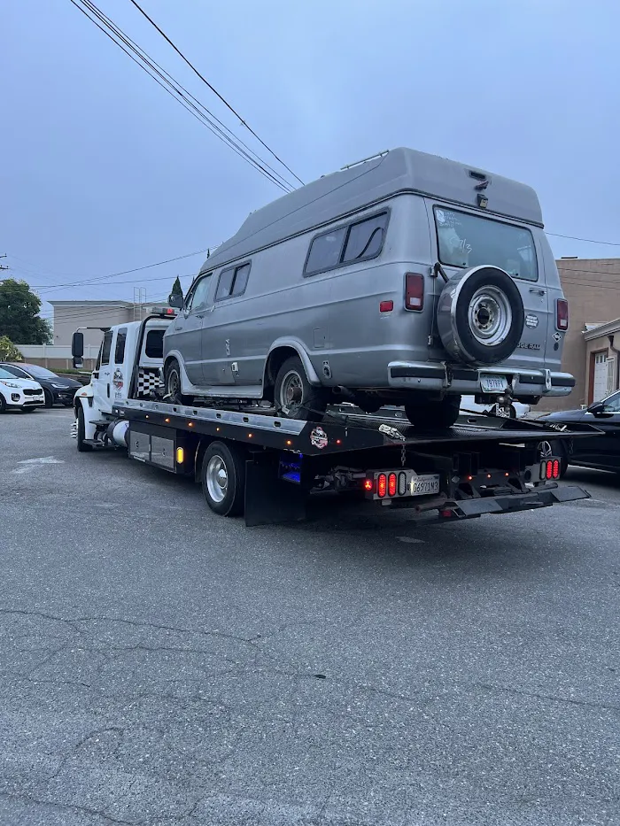 A's Performance Towing 8