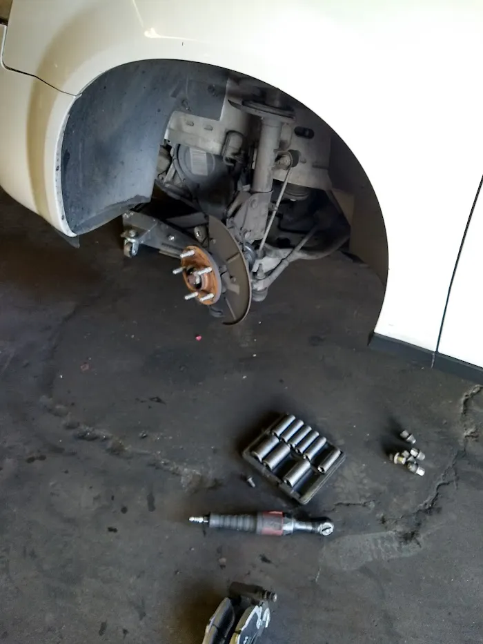 Highland Auto Repair 8