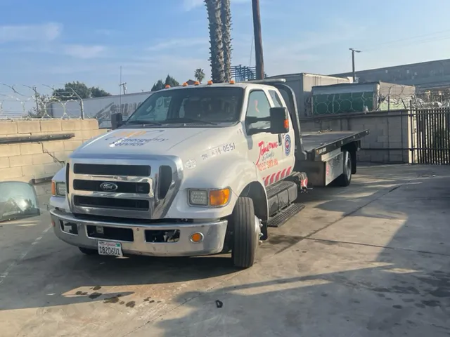 John's Towing & Transfer 2