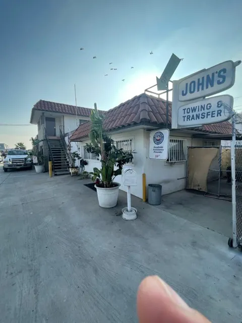 John's Towing & Transfer 4