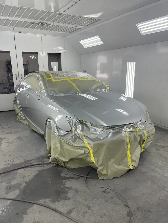 GESEM AUTO BODY AND PAINT 8