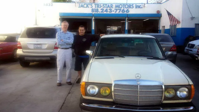 Jack's Tri-Star Motors 6