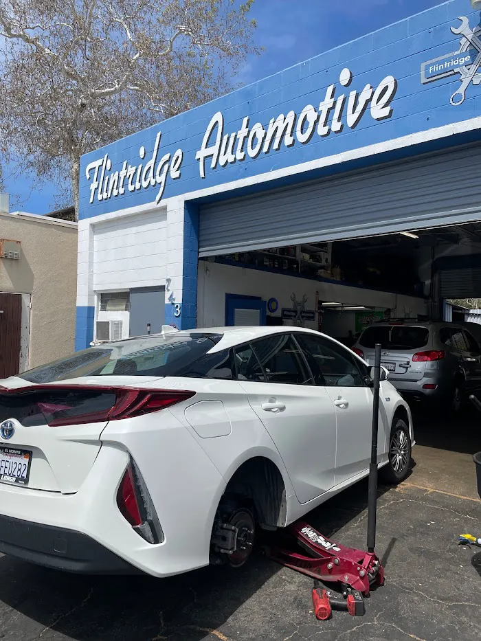 Flintridge Automotive 0