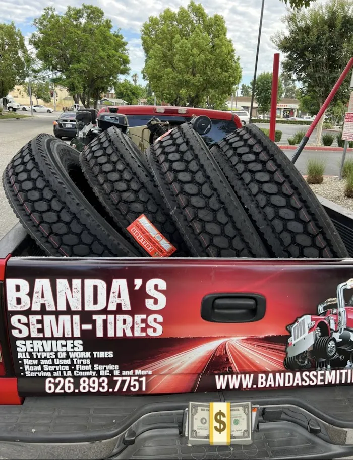 Banda’s Semi-Tires Road Service 0