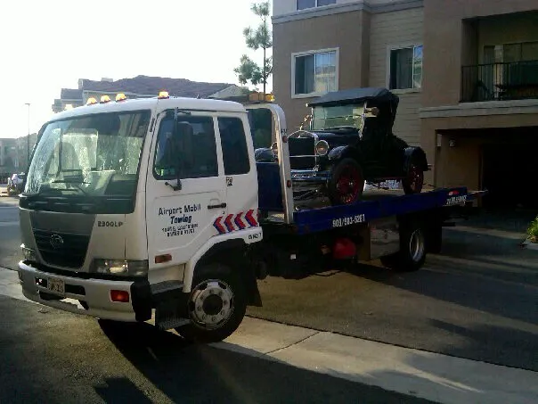 Airport Mobil Towing 1