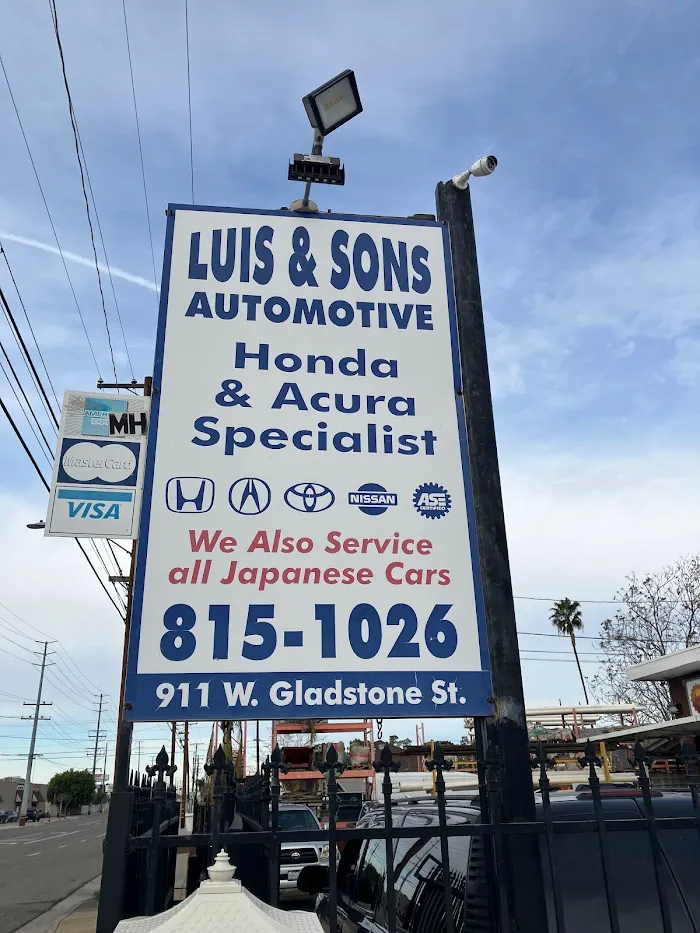 Luis & Sons Automotive 4