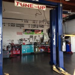 Vic's Auto Repair & Tire Center ico