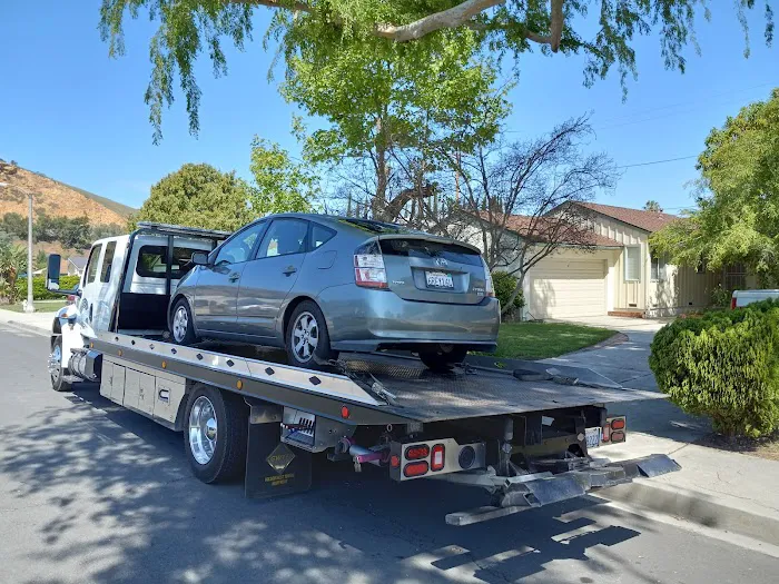 Brother's Towing of Norco 9