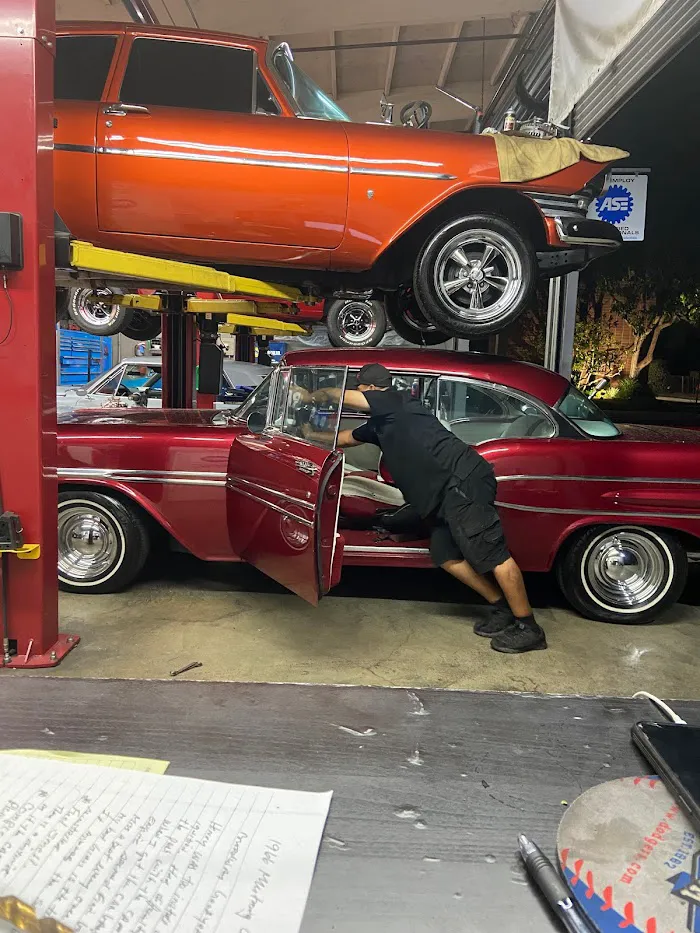 Cedillo's Auto Repair 4