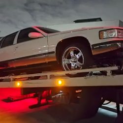 Hadley Tow ico