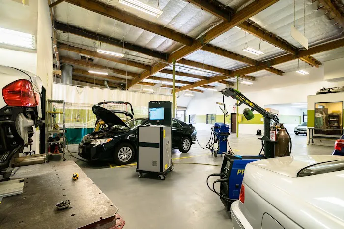 VMS Auto Collision Center 2