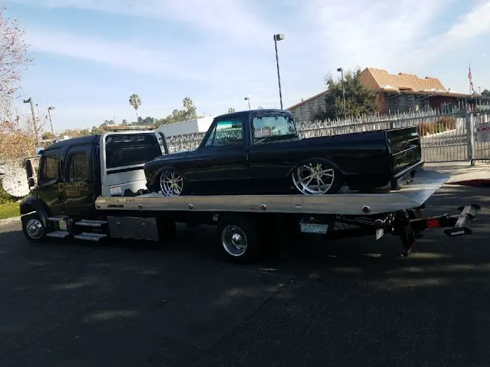 Moorpark Towing 2