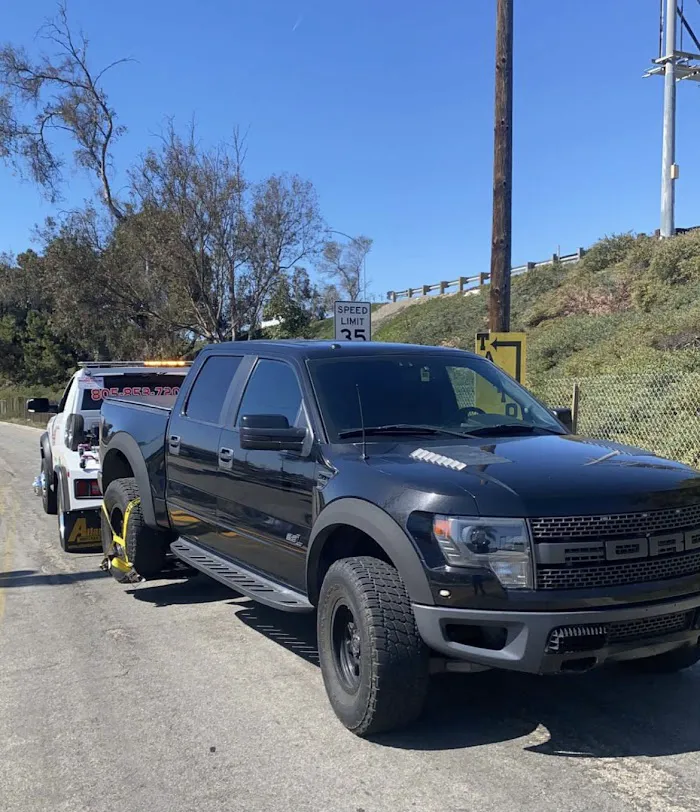 Black on Black Towing 5