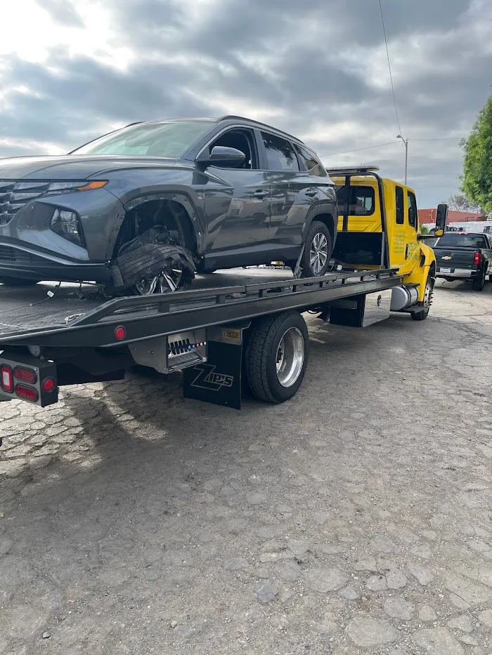 Specialty Towing 2