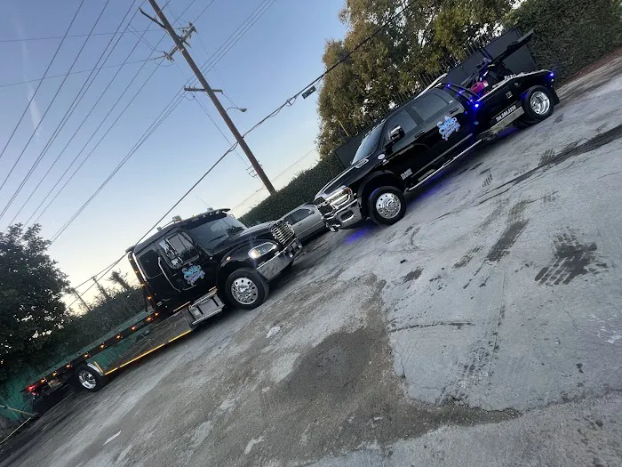 Solis towing Inc 8