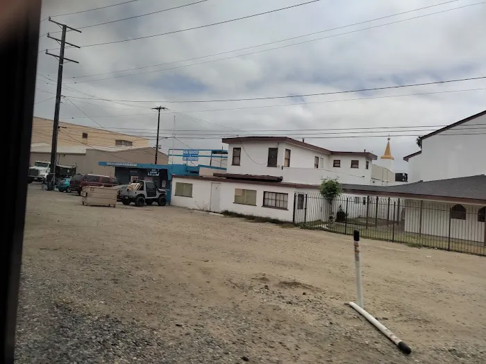 Paul's Auto Services 1