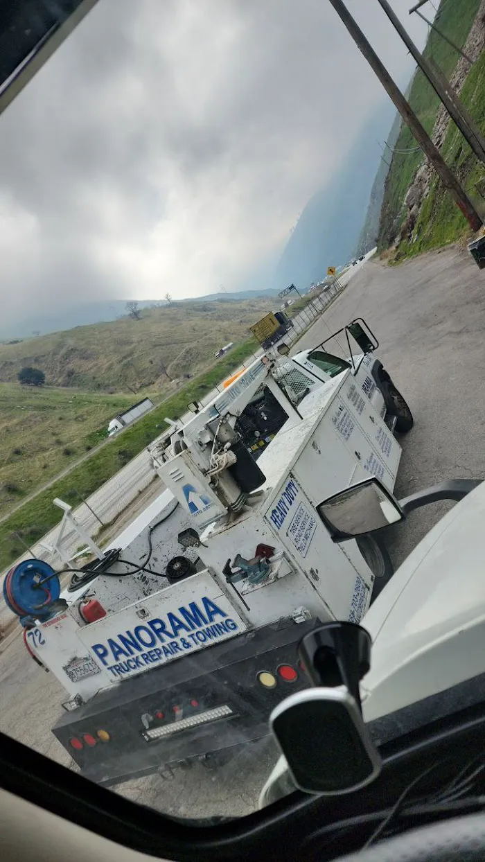 Panorama Truck Repair & Towing Service 9