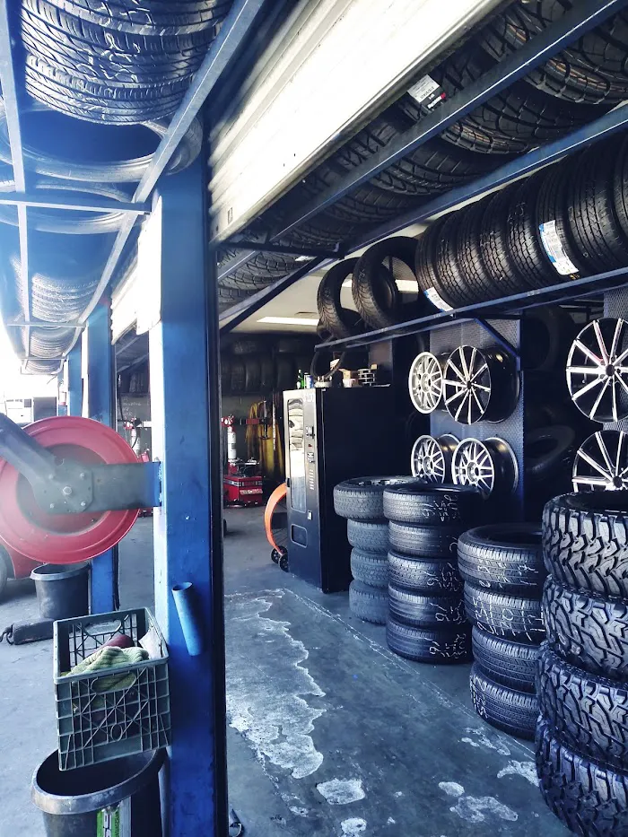 Arco Tire Shop 6