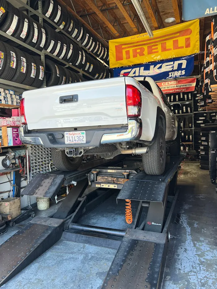 Willie's Tires & Alignment 8