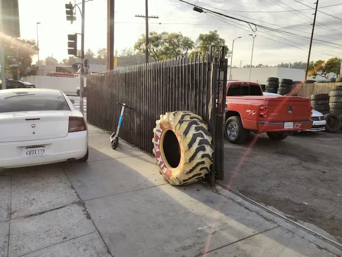 Rony's Tire Center Auto Repair & Body Work 4