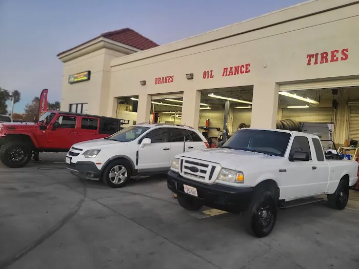 Palmdale Auto repair and Tires 1