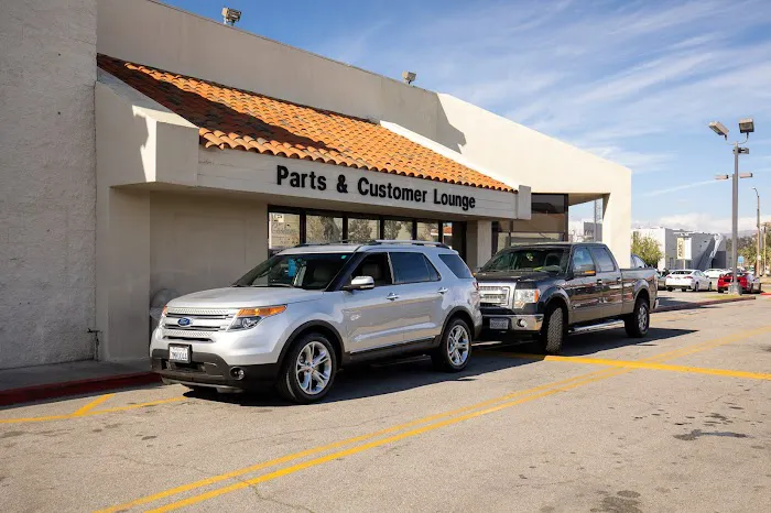 AutoNation Ford Valencia Parts Center 7