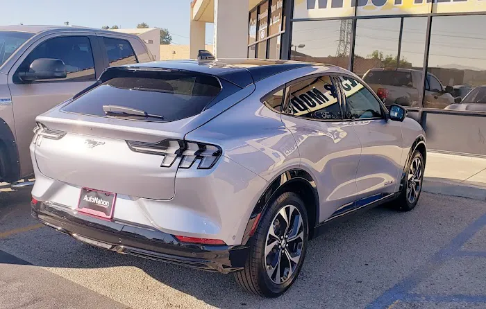 AutoNation Ford Valencia Service Center 2