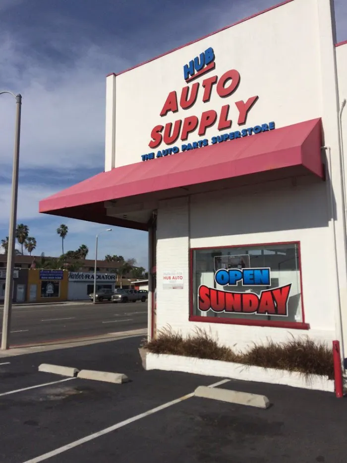 Hub Auto Supply 7