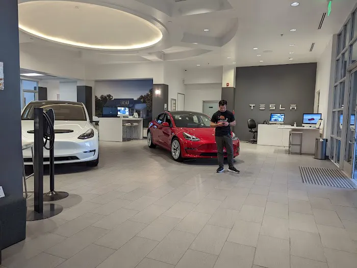 Tesla Costa Mesa 3