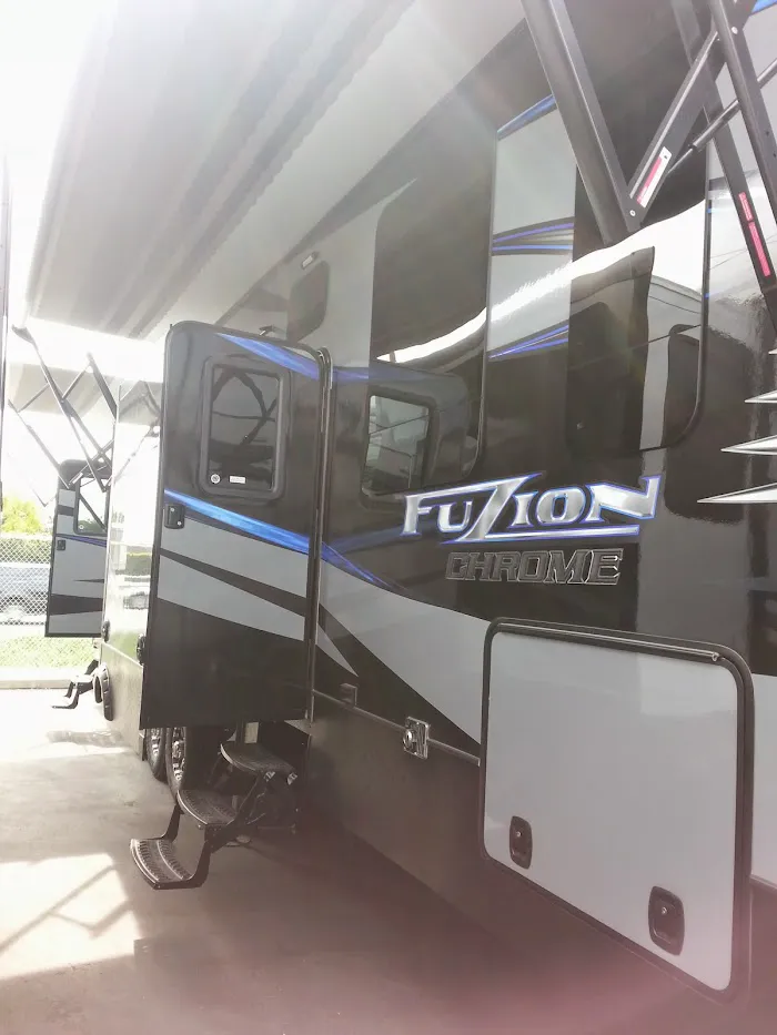 Mike Thompson's RV Super Store 8