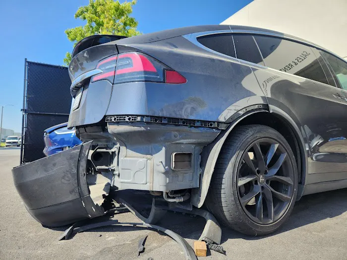 Tesla Collision Center | TSK | TeslaService.LA 1