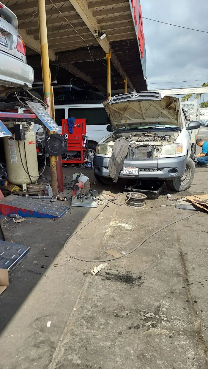 La Cruz Automor Repair 7