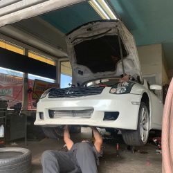 El Che Auto Repair ico