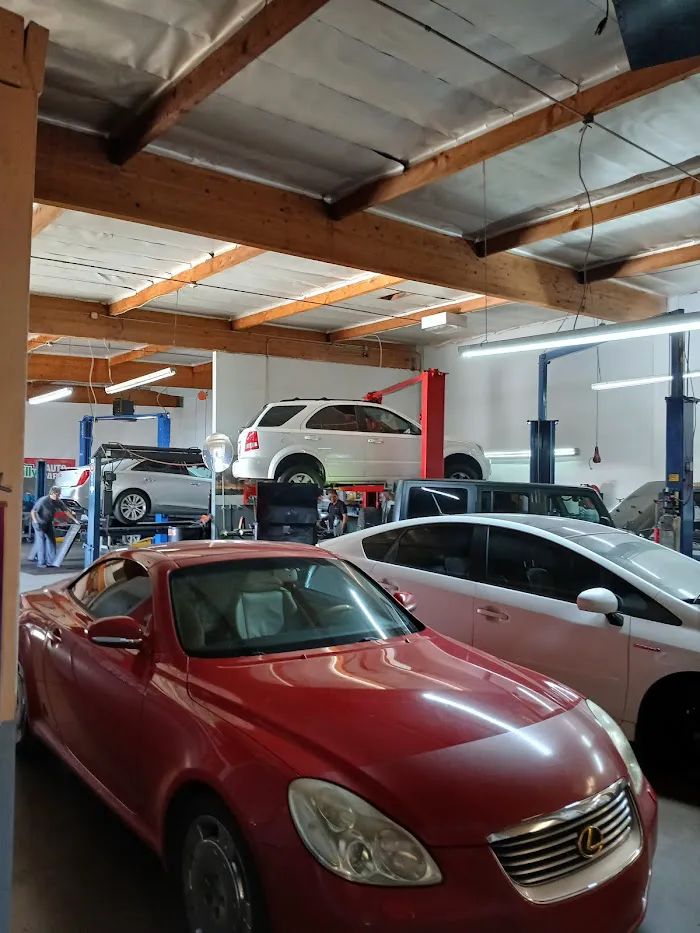 ROYSAUTOREPAIR IN UPLAND 3