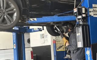 r c auto repair