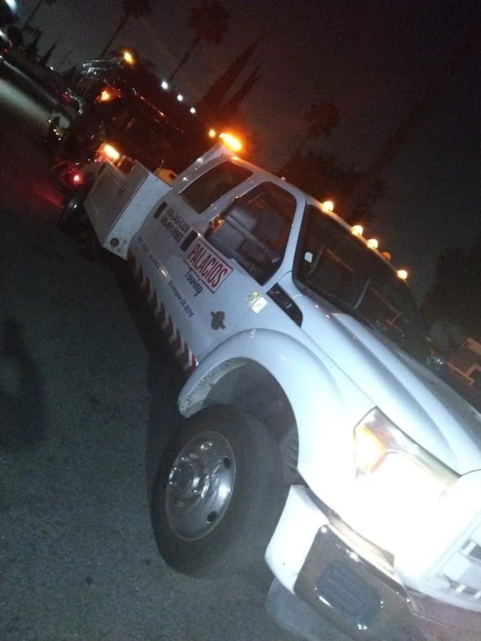 Palacios Towing Services 7