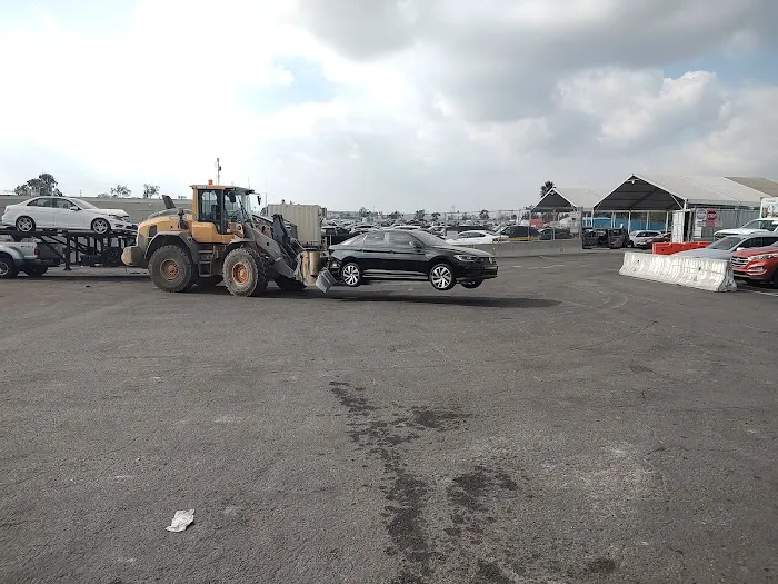 CHAVEZ DAD&SON TOWING by Chavezmechanic& Electric. 4