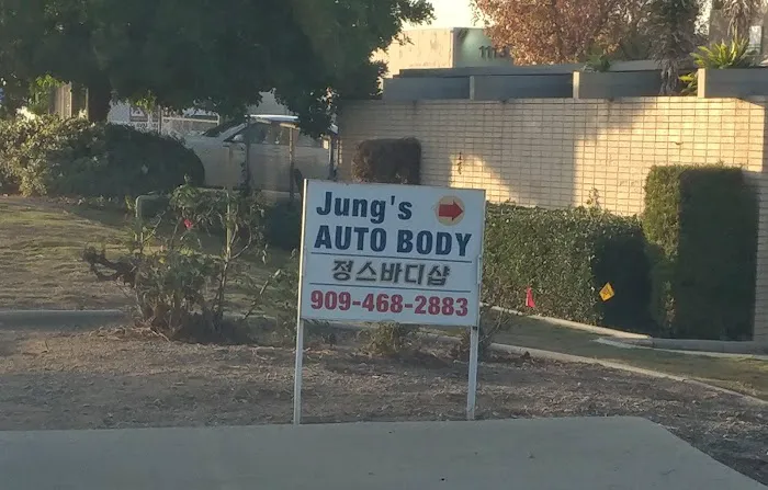 Jungs Auto Body 7